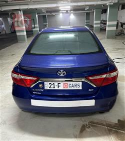 تۆیۆتا کامری